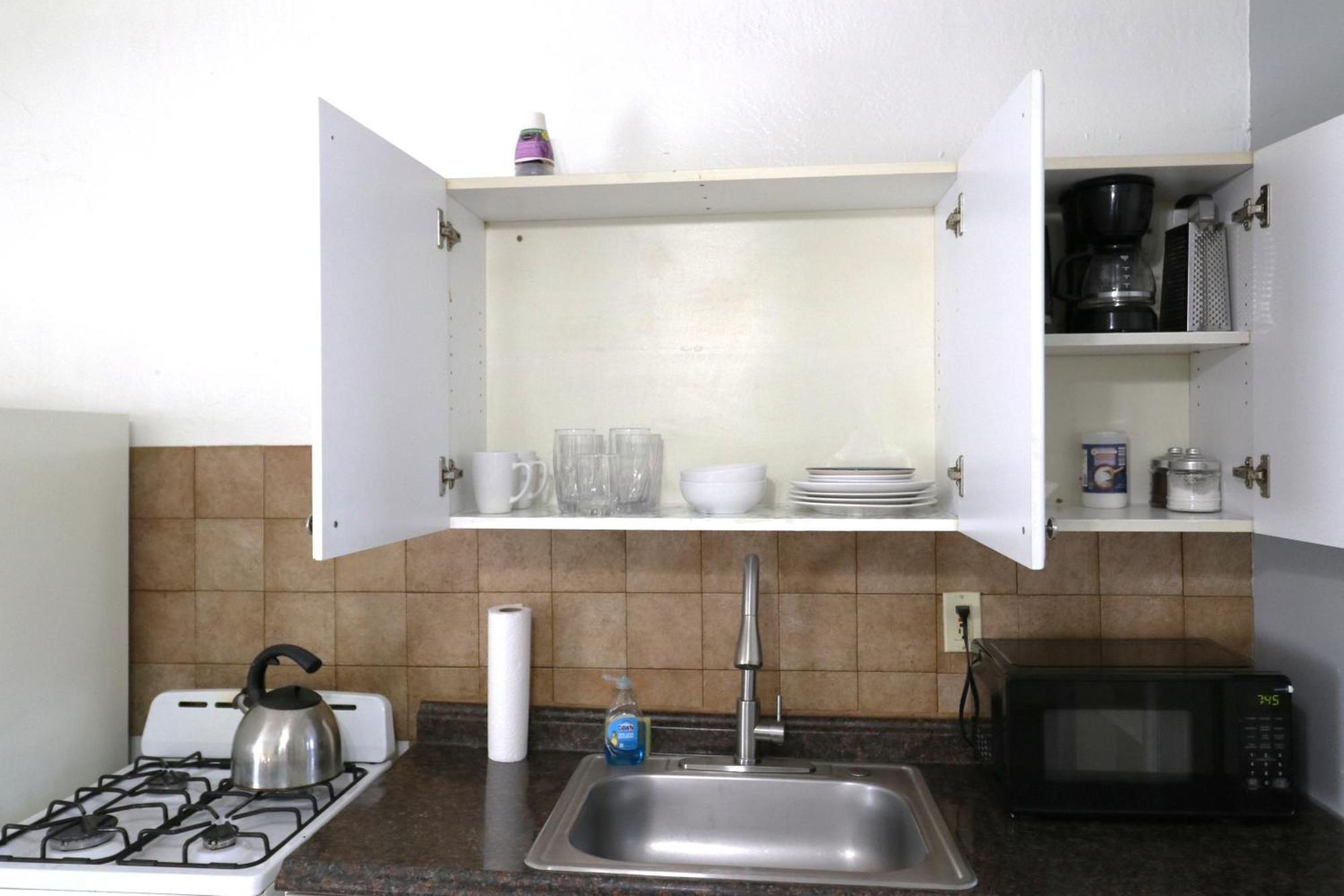 Hallandale Beach Motel With Free Parking And Full Kitchen ! No Extra Fees! Accepting Cash! Екстер'єр фото